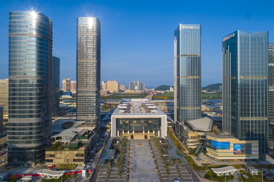 2025今晚必中必开一肖与新澳门2025最精准免费,精选解析与警惕虚假宣传